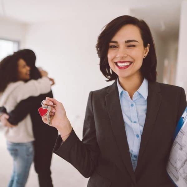 Comment se lancer dans une carrière d'agent immobilier ?