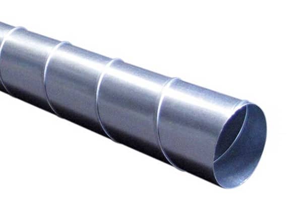 Conduit métallique, cylindrique et enroulé en spirale, utilisé pour les systèmes de ventilation ou de distribution d'air.