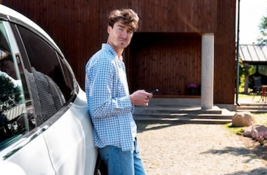 Pourquoi préférer un carport à un garage en 2026 ?