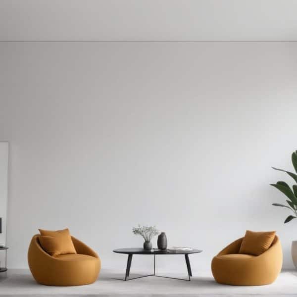 Salon minimaliste avec deux chaises jaunes, une table basse ronde avec des plantes, un grand miroir et des plantes en pot contre un mur blanc uni.