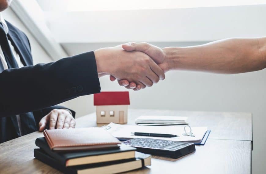 Finishing to successful deal of real estate