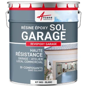 Contenant de 5 kg de résine de sol époxy Arcane Révépoxy Garage, étiquetée pour sa haute résistance et convenant aux garages, ateliers et espaces commerciaux.