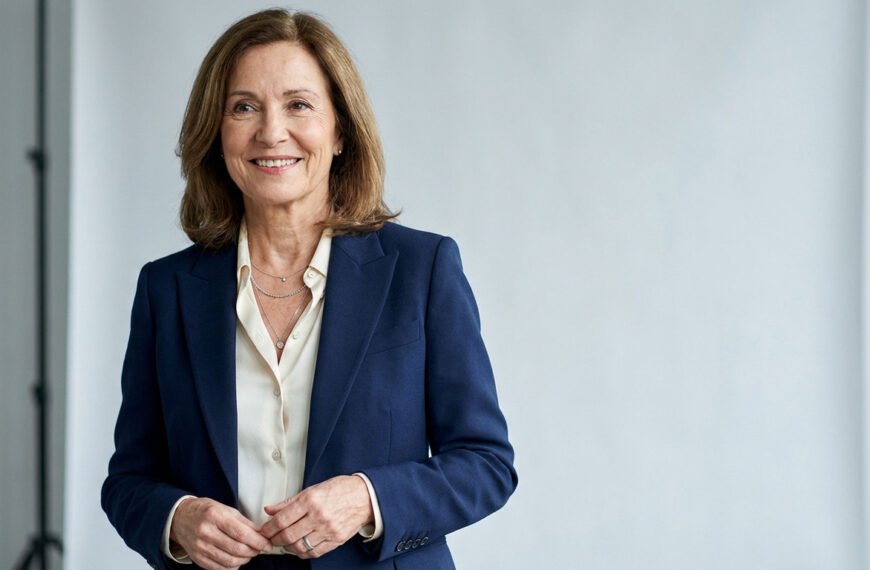 Agence mannequin senior : réussir sa carrière après 50 ans