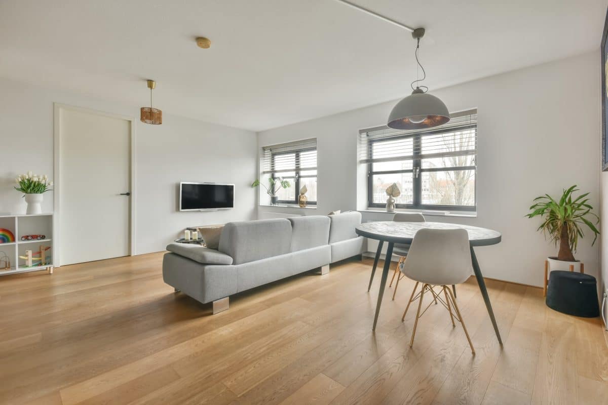 Studio apartment, with a huge space